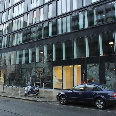 Your Base Dublin - Grand Canal Square Экстерьер фото